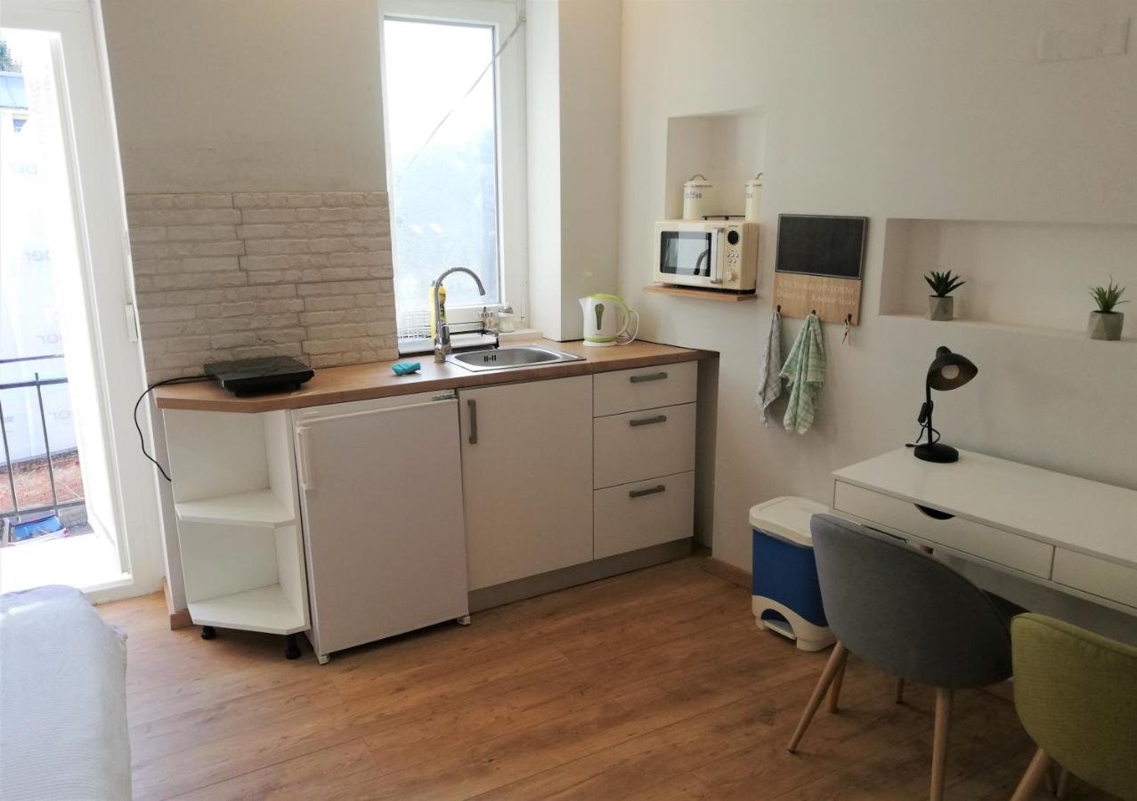 Angela Studio Apartments Zagabria Esterno foto