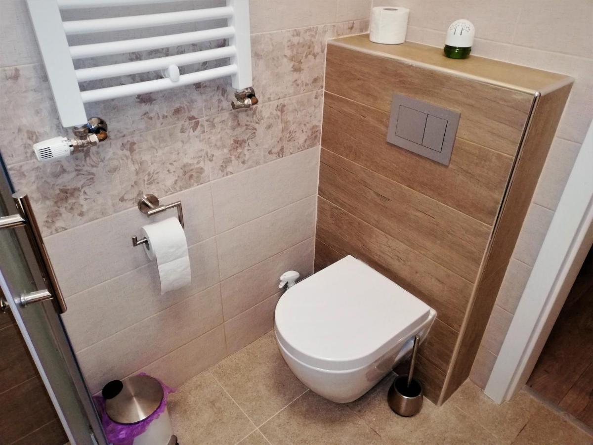 Angela Studio Apartments Zagabria Esterno foto